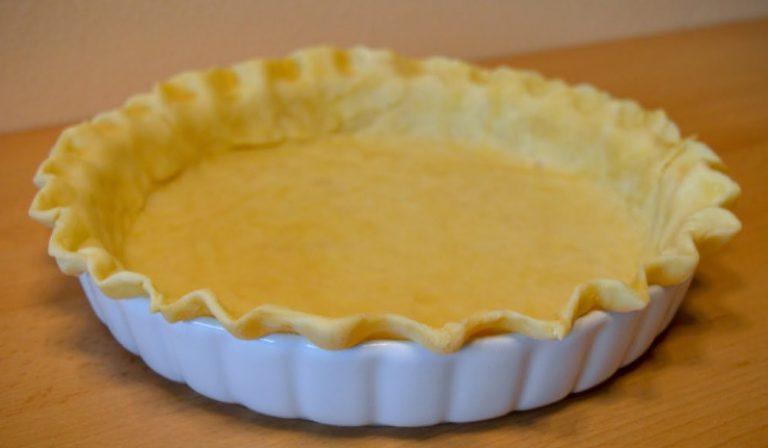 Pie Crust Recipe Without Shortening And Use Butter Instead Tourn   Pie Crust Recipe Without Shortening And Use Butter Instead 768x448 