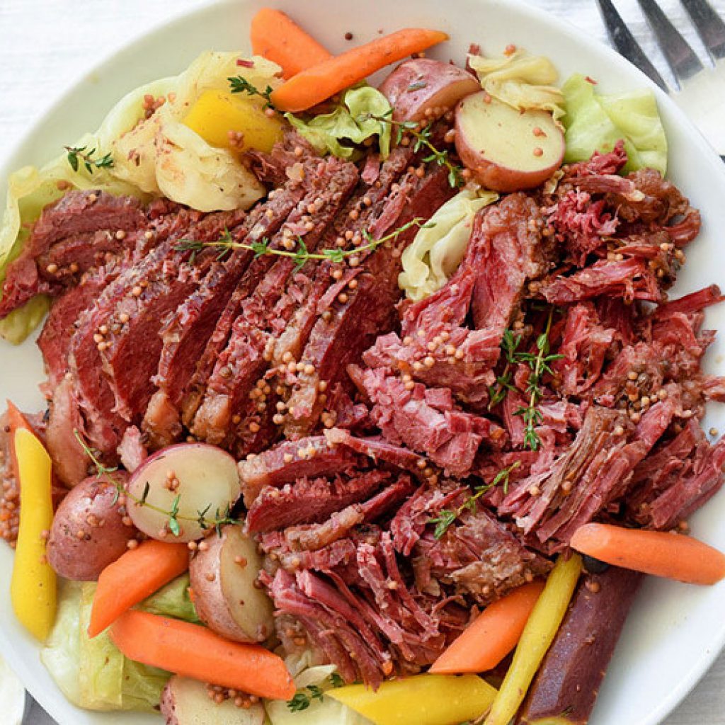 crock pot corned beef and cabbage with beer