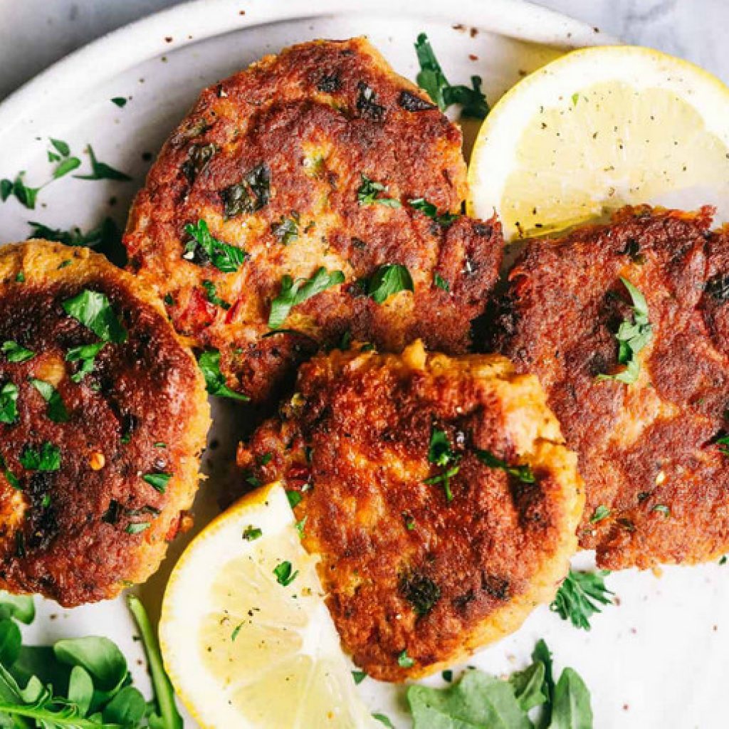 how to make salmon croquettes with flour