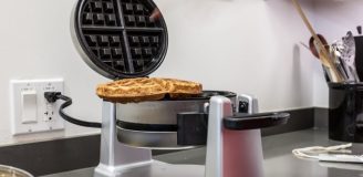 how to use a Belgian waffle maker