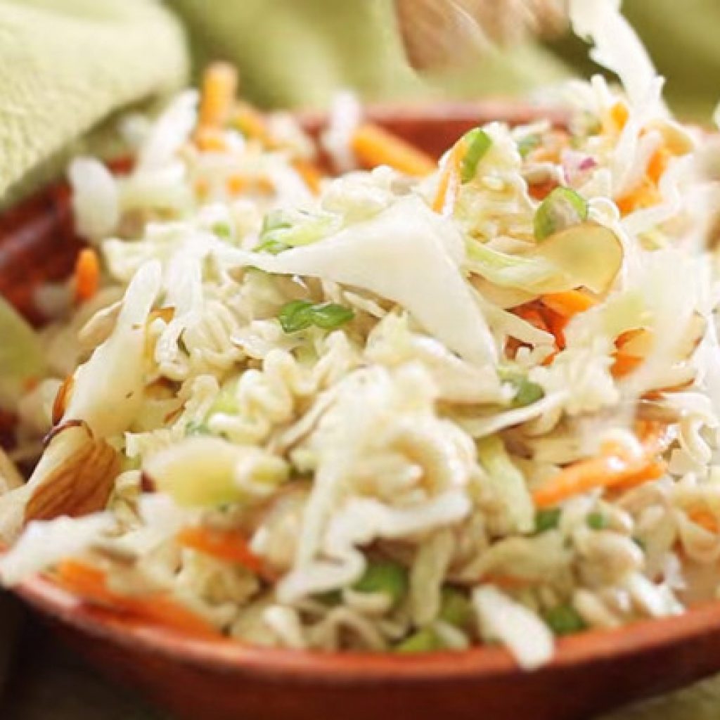 Making Oriental Ramen Noodle Salad Coleslaw with Delicious and Amazingly Simple Recipe