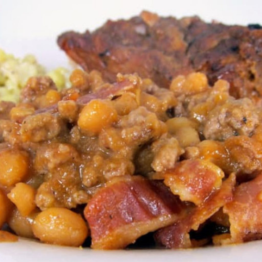 Casserole of Bush’s Baked Beans with Ground Beef and Bacon Topping