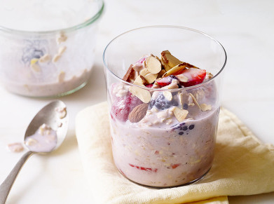 Double-Berry Overnight Oats