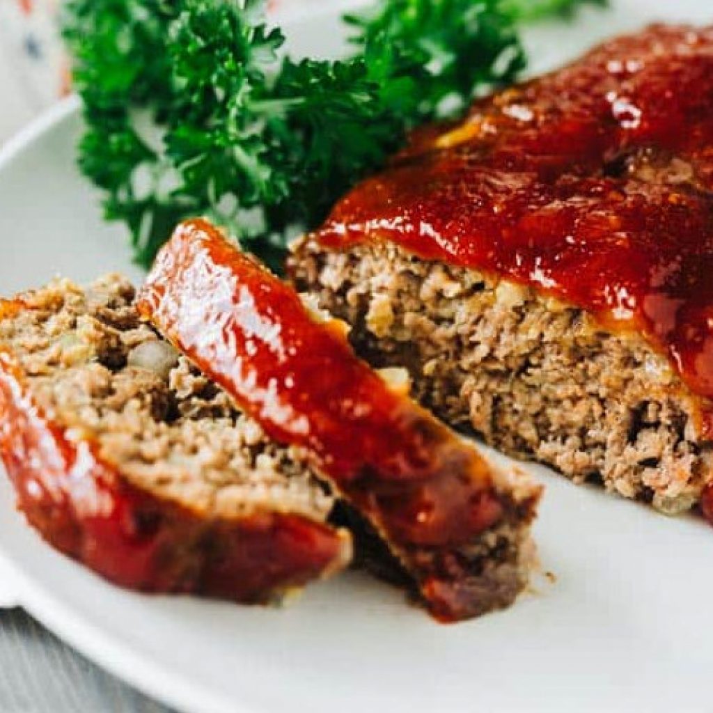 Yummy beef meatloaf with Ritz crackers