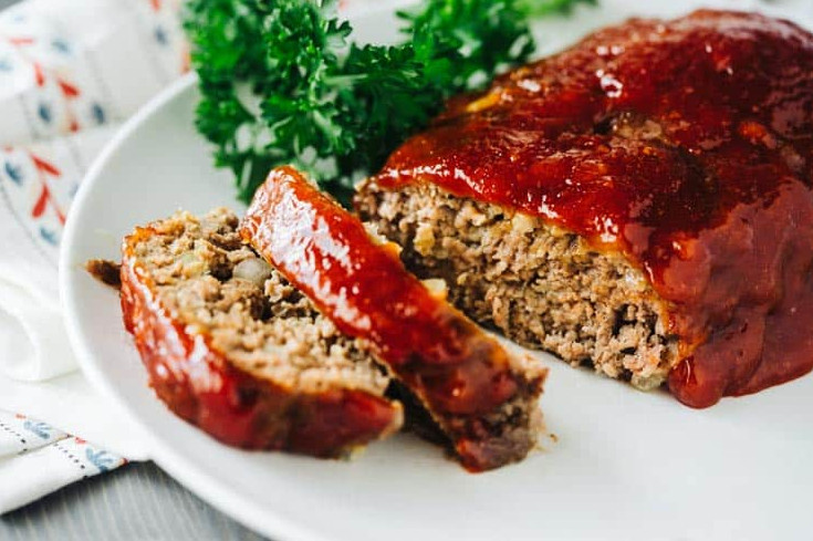 Yummy beef meatloaf with Ritz crackers