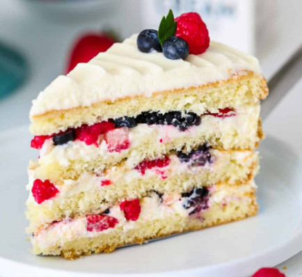 berry Chantilly cake whole foods