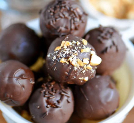 Fun Chocolate Peanut Butter with Rice Krispie Balls for Your Children